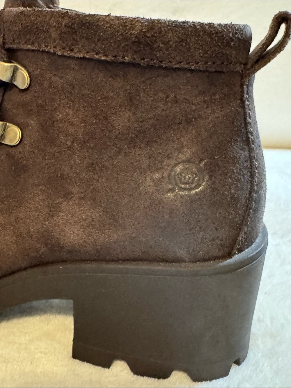 NEW Born Women’s Griffin Lace-up Lug Sole Boots Dark Brown Suede Leather Size 7 - Picture 7 of 10